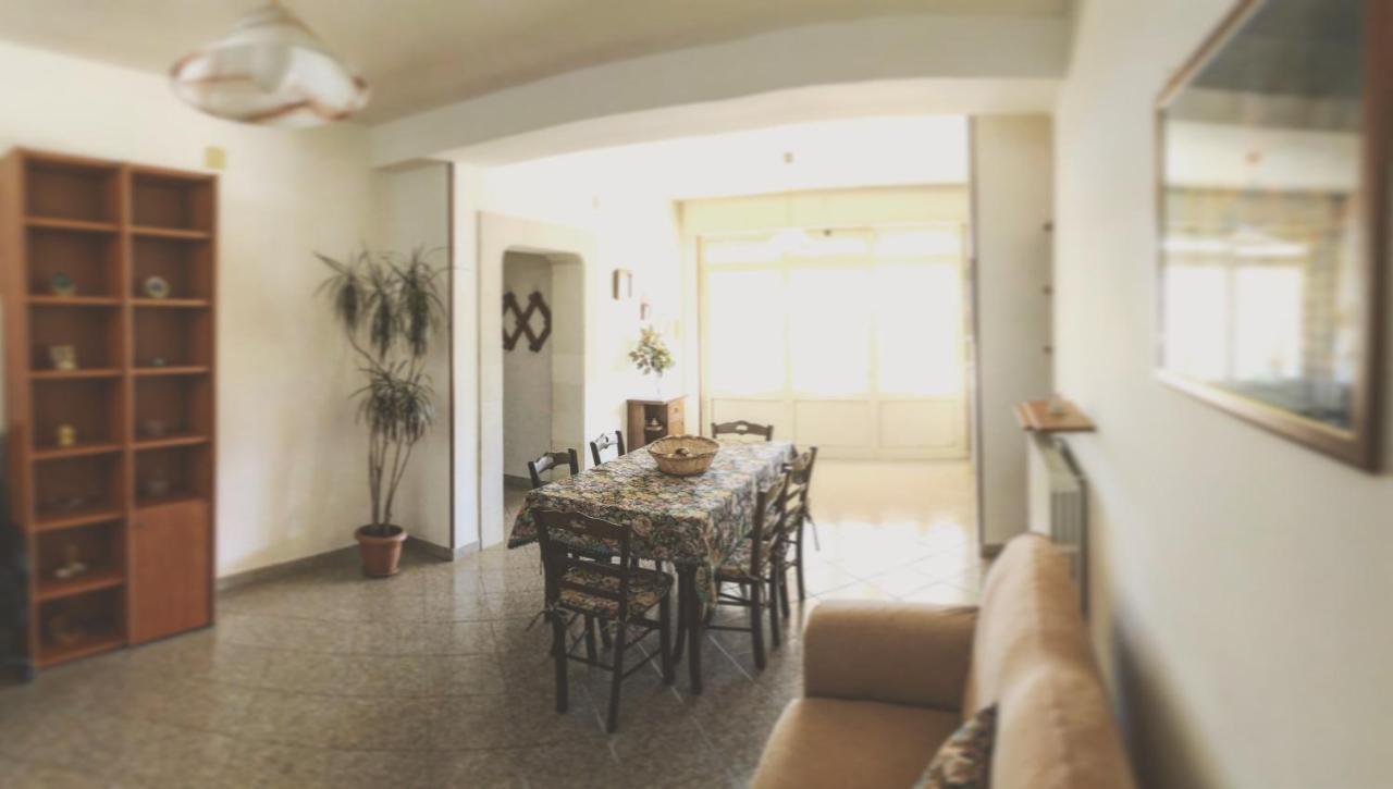 Appartamento A Casa Di Elisa Locorotondo Esterno foto